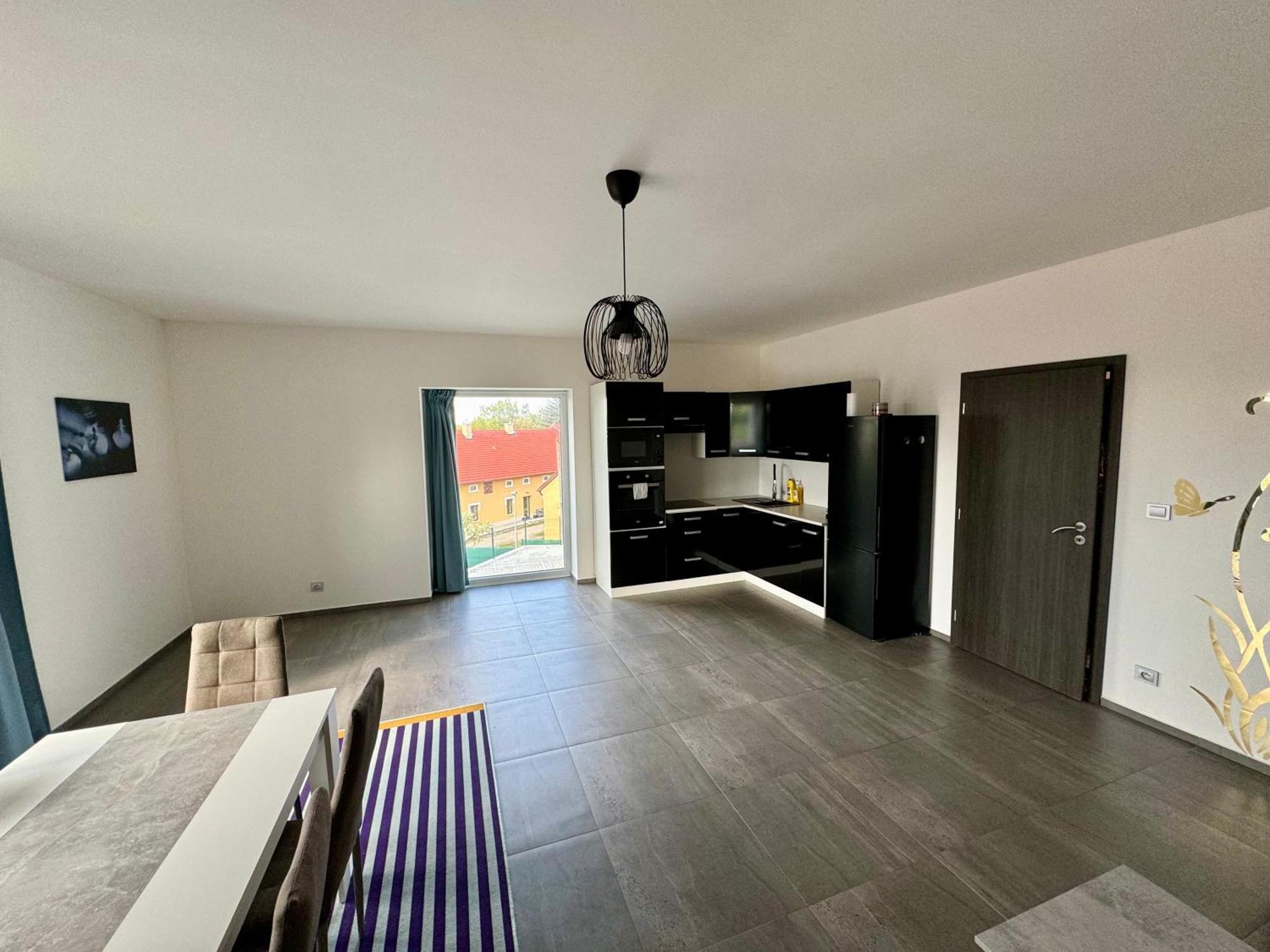 Byt Apartman 74M2 Vyhled Klid Priroda Praga Exterior foto